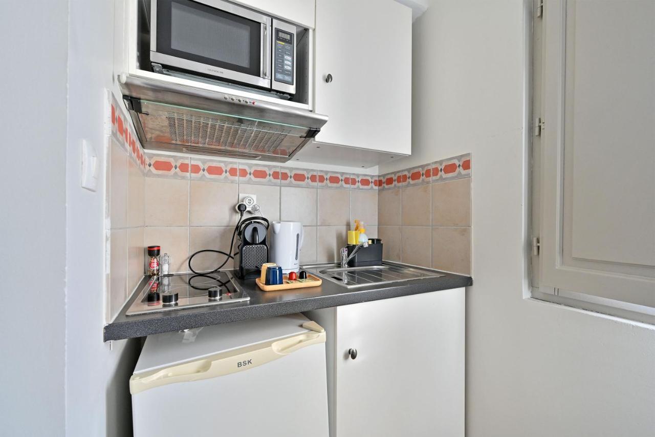 Au Coeur Des Papes, Dans Batisse De Charme Studios & Appartements En Coeur De Ville Avinyon Dış mekan fotoğraf