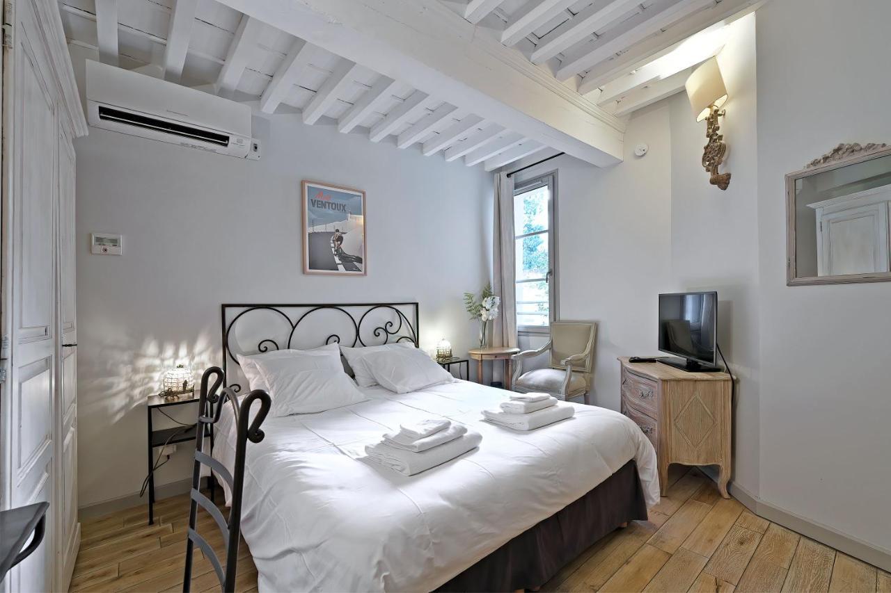 Au Coeur Des Papes, Dans Batisse De Charme Studios & Appartements En Coeur De Ville Avinyon Dış mekan fotoğraf