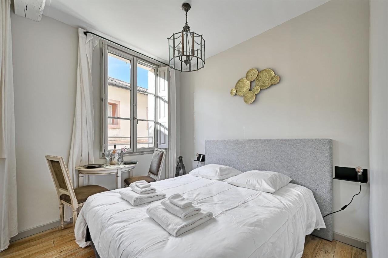 Au Coeur Des Papes, Dans Batisse De Charme Studios & Appartements En Coeur De Ville Avinyon Dış mekan fotoğraf